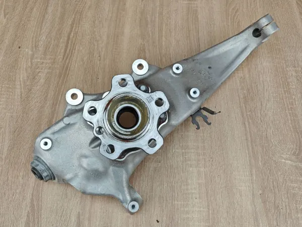Framhjulsnav Höger OEM 6884386 BMW 530i G30 image 2