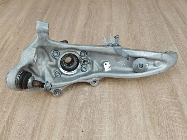 Framhjulsnav Höger OEM 6884386 BMW 530i G30 image 6