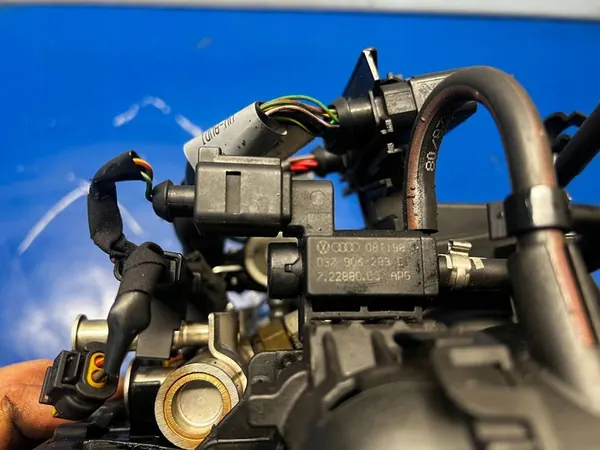 Coletor de admissão Audi A4 S4 B8 2008 OEM 06133185T image 3