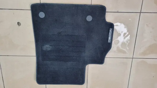 Conjunto de tapetes de veludo CHERY OMODA 5 24r - OEM image 5