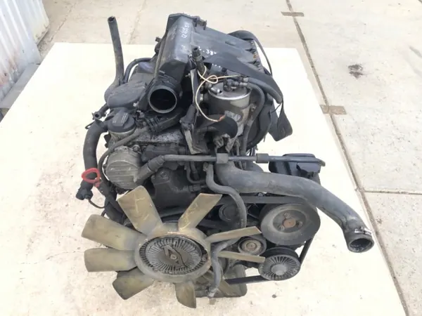 Mercedes 2.2 Diesel Motor OEM LORK-587-14843 image 7
