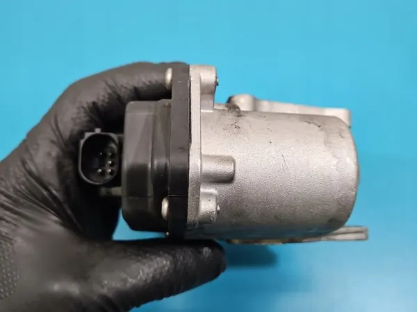 EGR-venttiili OEM 710334000 Audi A4 B8 2.0 TDI:lle image 3