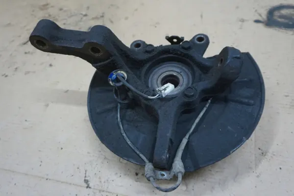 OEM G.VITARA II PIASTA PRAWA 1,9 DDIS Etupyörännavan Oikea image 5