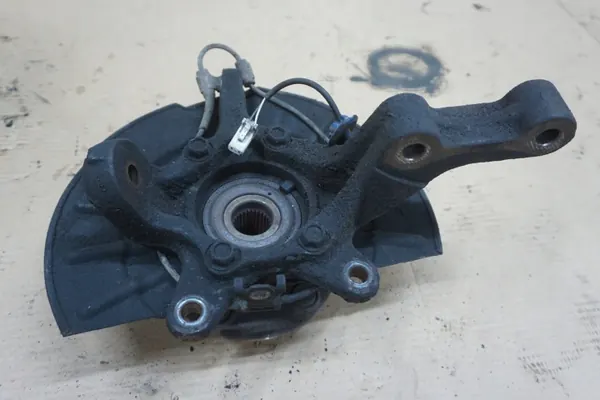 OEM G.VITARA II PIASTA PRAWA 1,9 DDIS Etupyörännavan Oikea image 6