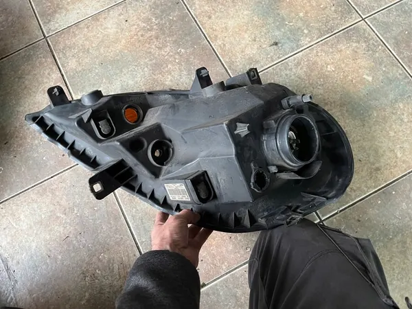 Faros Izquierdo Trafic Vivaro Primastar 01-14 image 3