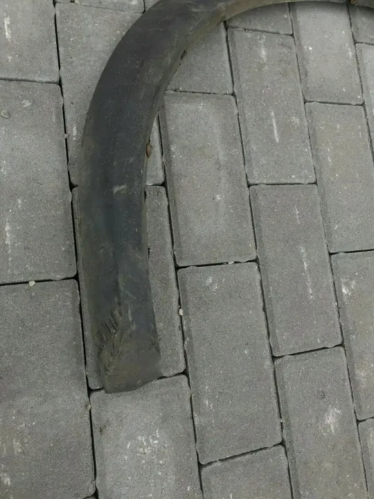 Volkswagen Golf II 1984 Right Side Rear Fender Trim image 6