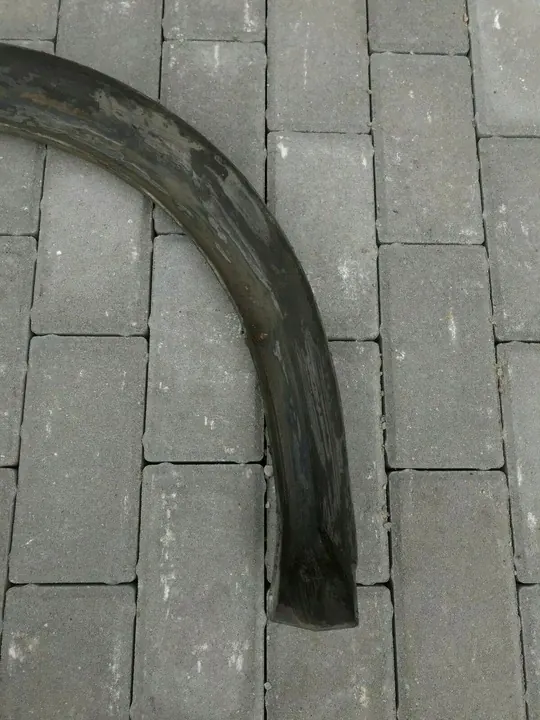 Volkswagen Golf II 1984 Right Side Rear Fender Trim image 7