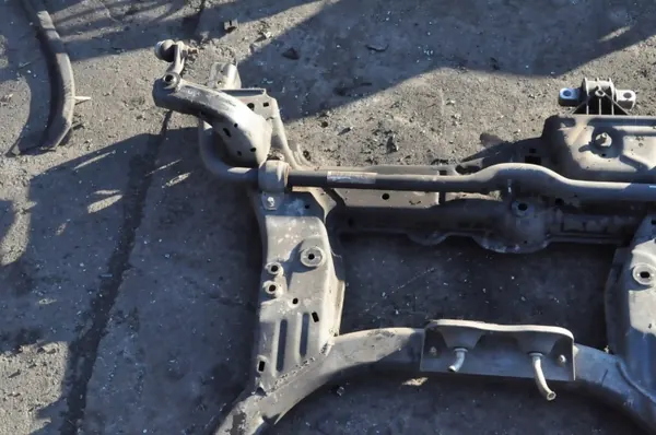 Mercedes W176 Aufhängungsquerlenker OEM 422195 image 3