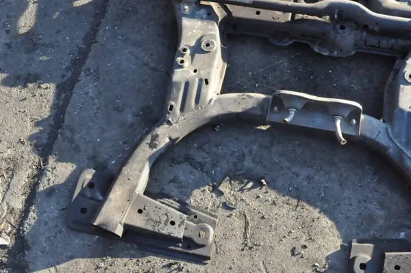 Mercedes W176 Aufhängungsquerlenker OEM 422195 image 4