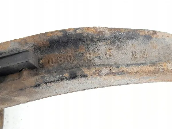 Mercedes-Benz R W251 Etu oikea pyörännapa OEM A2513300820 image 6