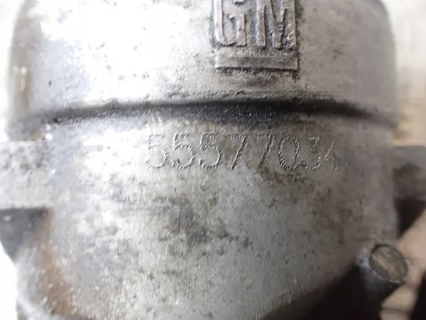 Oljefilterfäste OPEL INSIGNIA A 55577034 2.0L diesel image 7