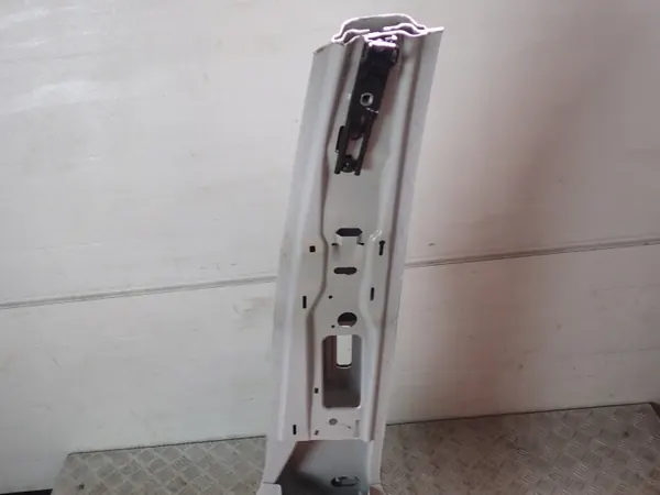 Oikea Pylväs Skoda Fabia IV 1.0 TSI 2023 OEM LF9E 11664 image 7