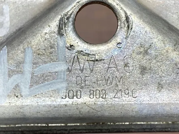 Cupra Formentorin akunpidike OEM 5Q080321C image 3