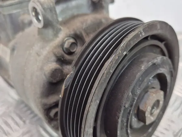 Compresor de aire acondicionado Mercedes CLA180 W117 A0042300311 image 2