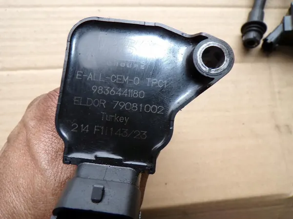 Peugeot 408 II P54 1.2 THP Tändspole HN09 image 3