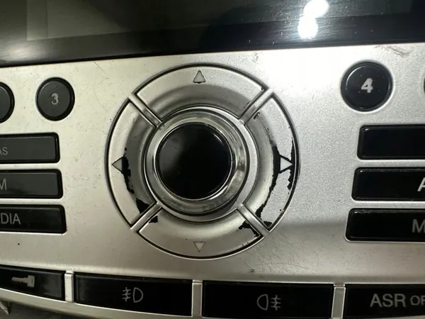 Radio Lancia Delta III OEM 7648366316 - Usado image 3