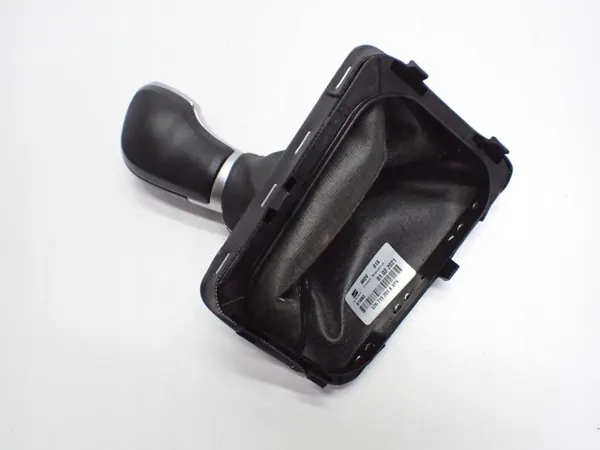 Pomo de cambios DSG cuero OEM 576713203A usado image 5