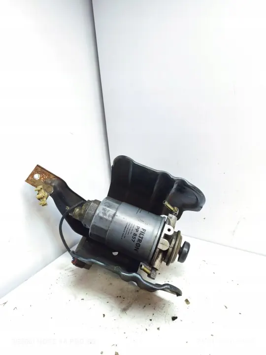 Kraftstofffiltergehäuse OEM 164007F402 für Terrano II image 2