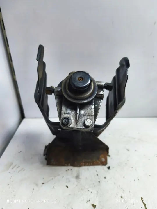 Kraftstofffiltergehäuse OEM 164007F402 für Terrano II image 4