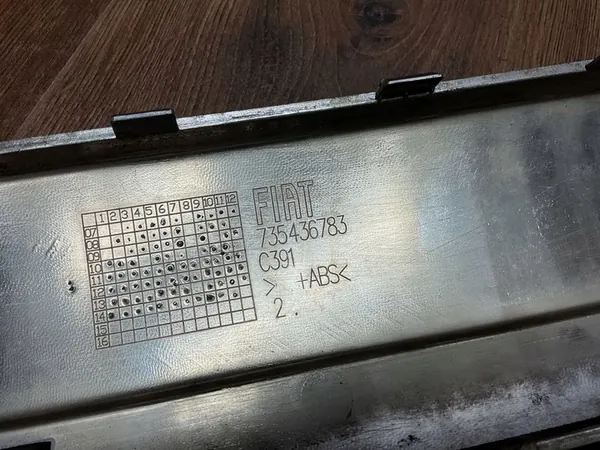 Bakre Bumper Chrome Trim Fiat 500 07-15 735436783 image 6