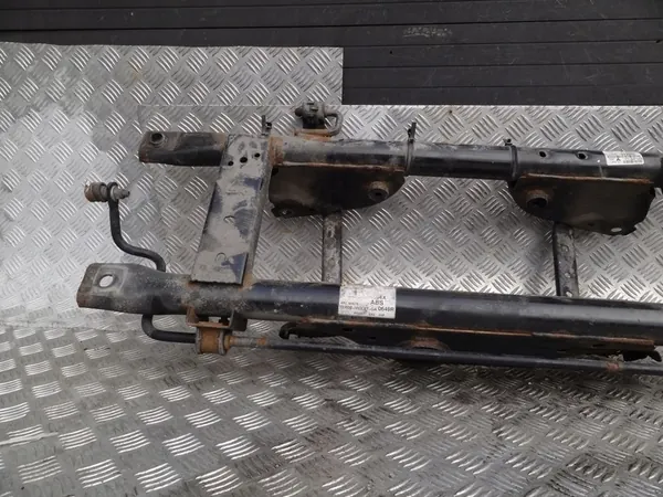 DACIA DUSTER II 1.2 TCE 4x4 Poutre de Suspension Arrière OEM image 2