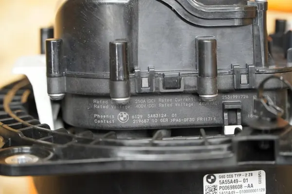 Latausporttikaapeli OEM 5A55A49 BMW 5 G60 i5 M60:lle image 9