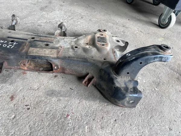 OEM I20 II Vorderachsträger - Gebrauchtes Hyundai OE image 6