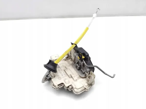 Audi A3 Fronttürschloss Rechts 2010 Hatchback OEM 4F2837016B image 2