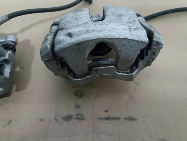 Vorderer linker rechter Bremssattel BMW G20 F40 F48 OEM image 8