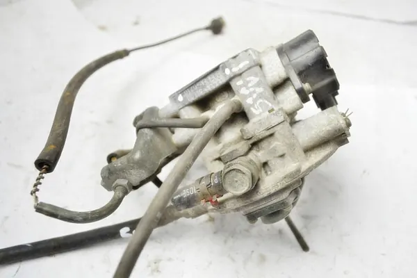 Carburateur Suzuki Swift OEM 1340063E00 1979300210 image 8