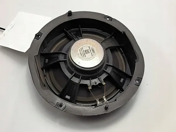 Käytetty Audi-kaiutin OEM 8W0035415A A4 B9:lle image 4