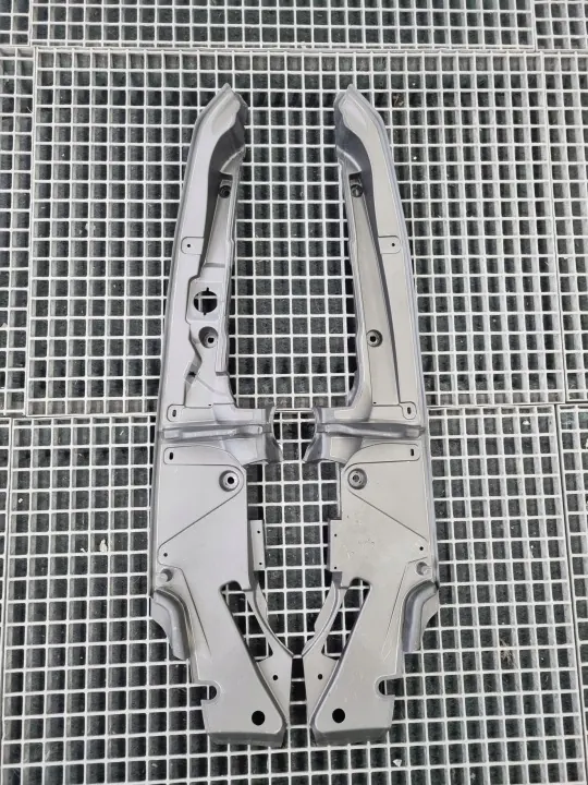 BMW 5 G60 G61 G90 Bovenste Spatborddichting Links/Rechts image 2
