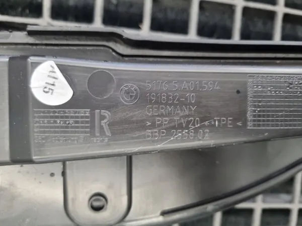 BMW 5 G60 G61 G90 Bovenste Spatborddichting Links/Rechts image 3
