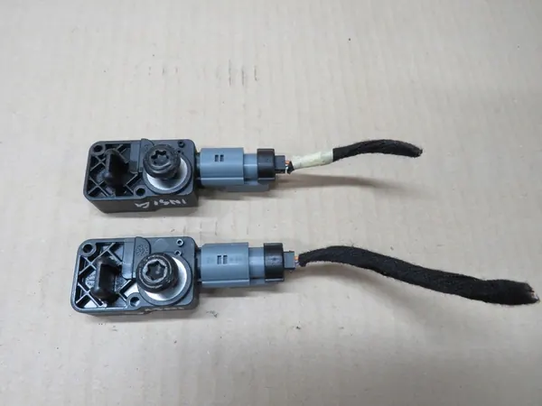 OPEL INSIGNIA A LIFT Aufprallsensor 13593676 image 2