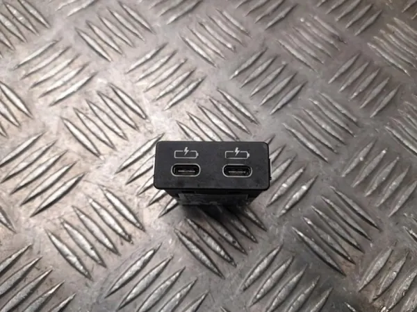 BMW 1 F40 Ladeport Tunnelabdeckung OEM 5A84160 image 2