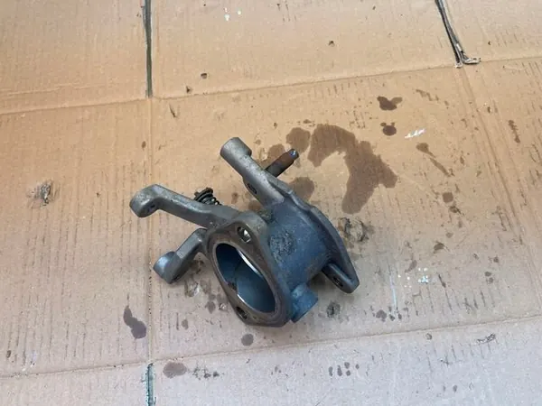 Abgasdrosselklappe Hyundai IX35 2.0CRDI OEM image 3