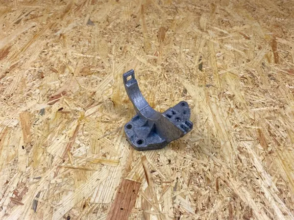 Vesipumpun Kiinnitystuki OEM 31493255 Volvolle image 4