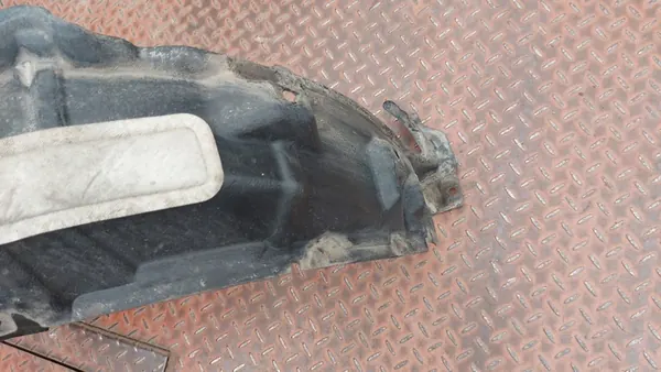 Front Left Wheel Arch Toyota Prius III 09-15 OEM image 10