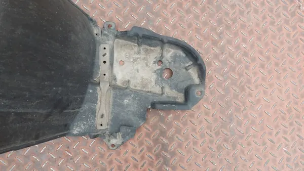 Front Left Wheel Arch Toyota Prius III 09-15 OEM image 2