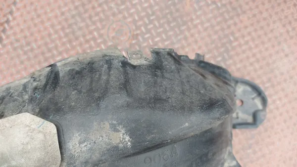 Front Left Wheel Arch Toyota Prius III 09-15 OEM image 8