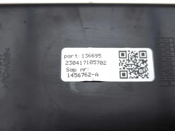 Skoda Enyaq iV 2023 Middenconsole lade OEM 1437817 image 10