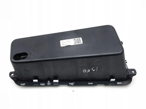 Skoda Enyaq iV 2023 Middenconsole lade OEM 1437817 image 7