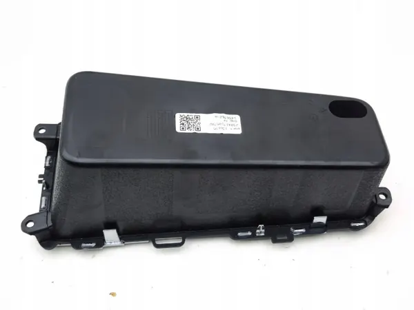 Skoda Enyaq iV 2023 Middenconsole lade OEM 1437817 image 9