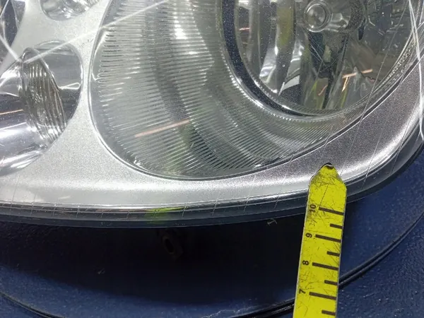 VW Touran I 03- Vasemman Ajovalon EU 1T0941005F image 9