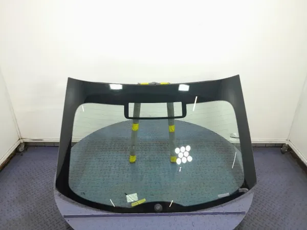 Vidro Portão Traseiro Skoda Rapid HB OEM Lochow-312634- image 2