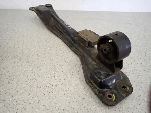 Barre de suspension avant Suzuki SX4 Sedici 2WD OEM image 4