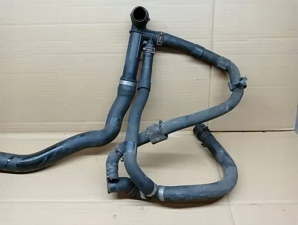 Volkswagen OE Vesilähtö 5Q0121619D image 2