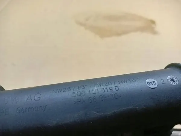 Volkswagen OE Vesilähtö 5Q0121619D image 4