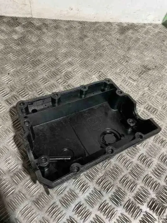 Cubierta de seguidor VW OEM 045103475A para Polo 9N image 3