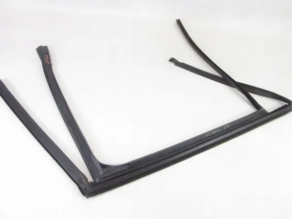 Joint guide vitre gauche arrière BMW X5 OEM 7289667 image 9
